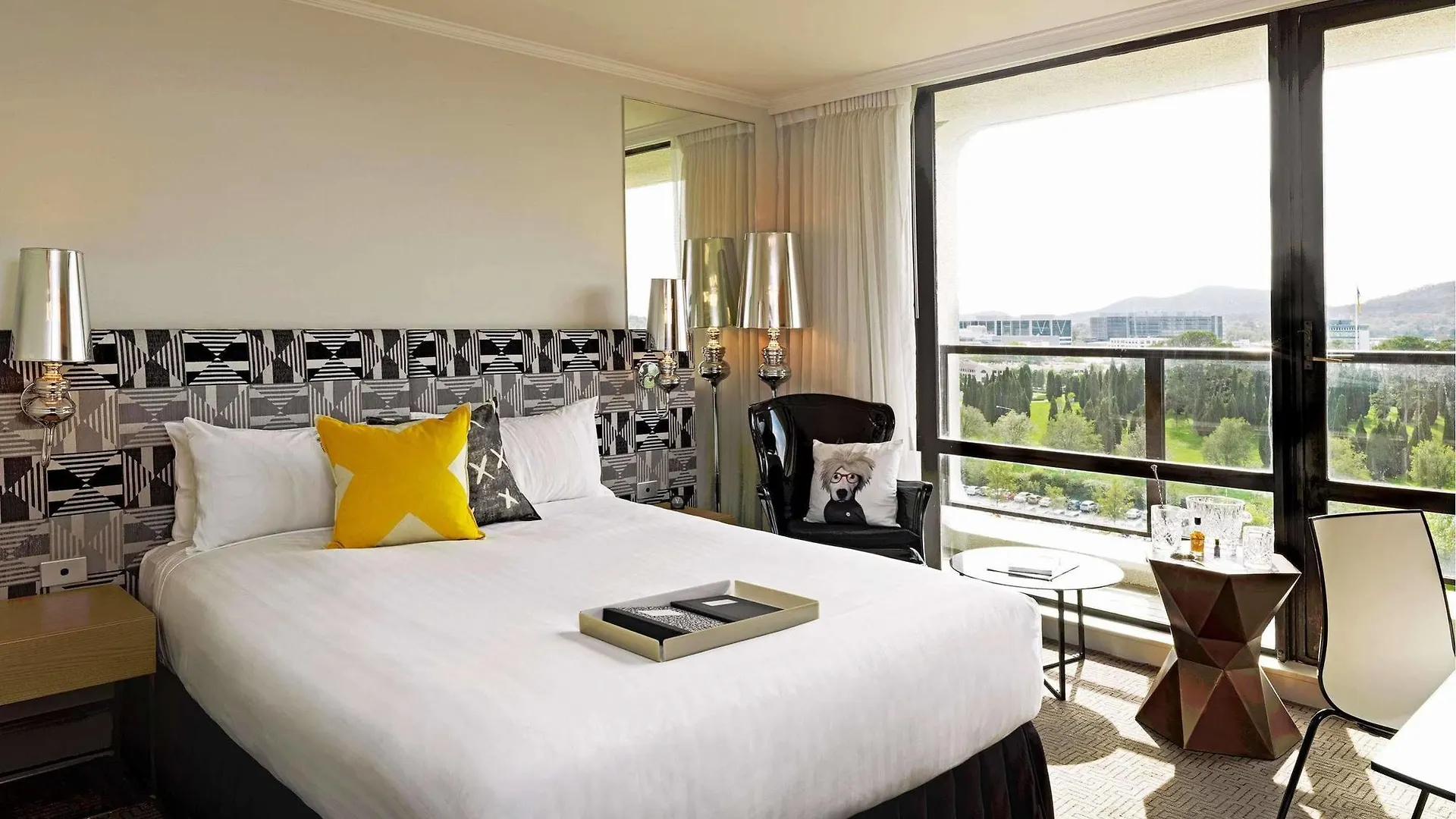 Hotel Qt Canberra