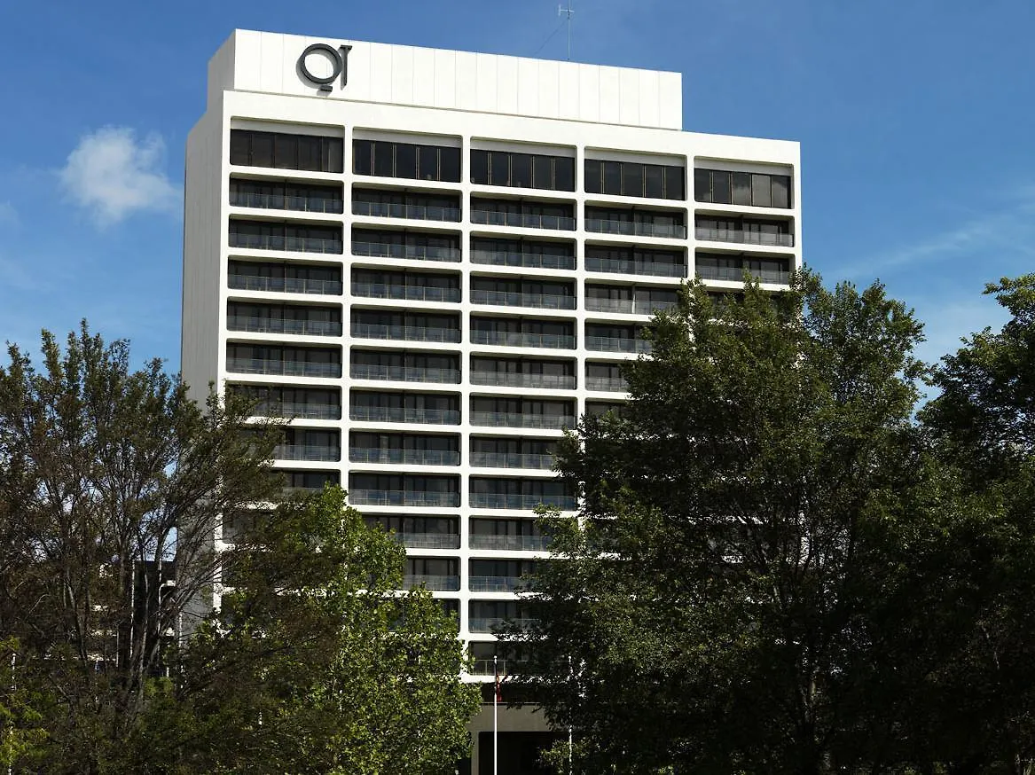 Hotel QT Canberra